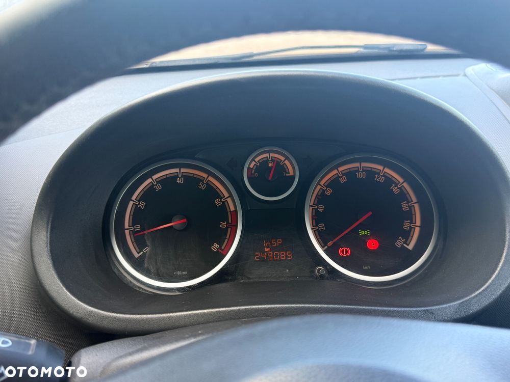Opel Corsa - 8