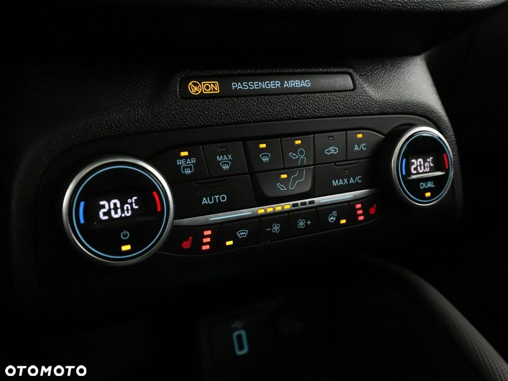 Ford Focus 2.0 EcoBlue Active - 28