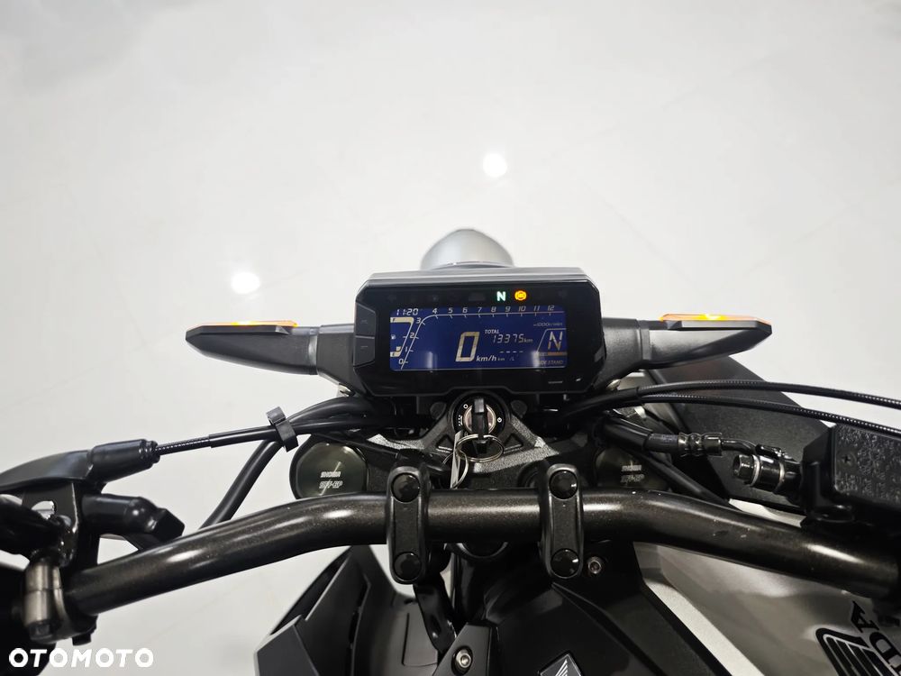Honda CB - 6