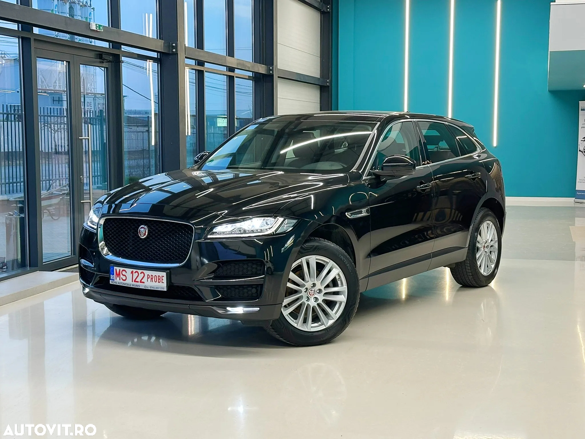 Jaguar F-Pace 20d AWD Aut. Portfolio - 2