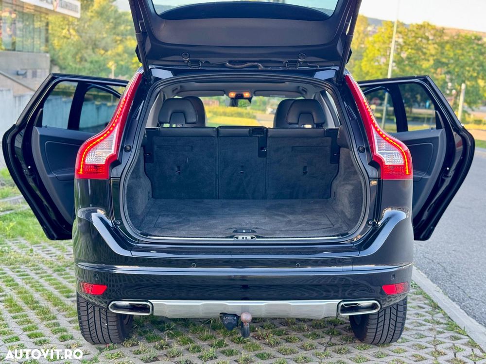 Volvo XC 60 D4 Geartronic Summum - 17