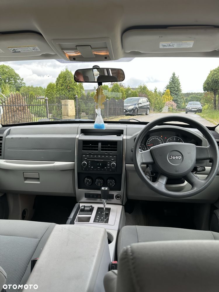 Jeep Cherokee - 2