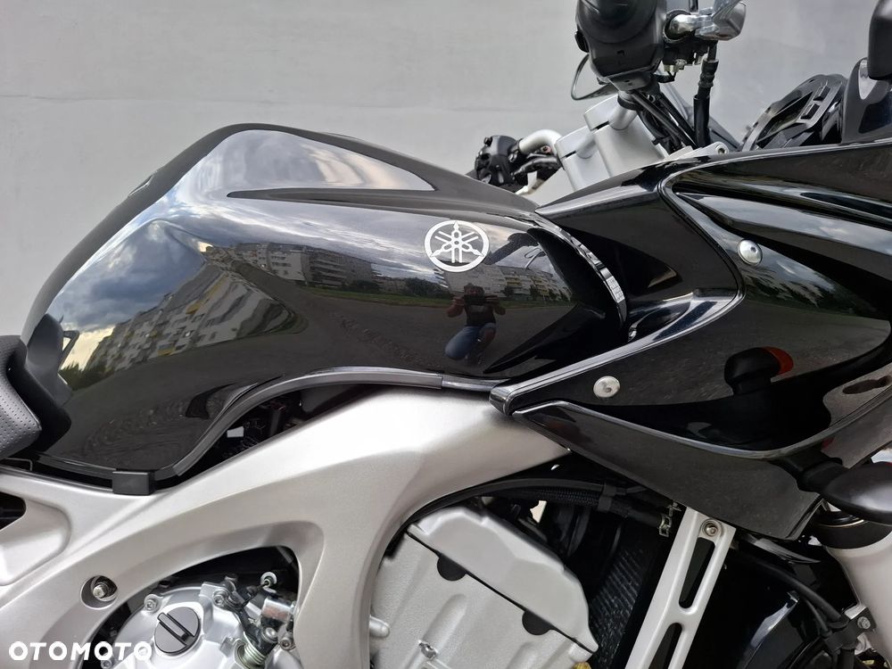 Yamaha FZ6 - 21
