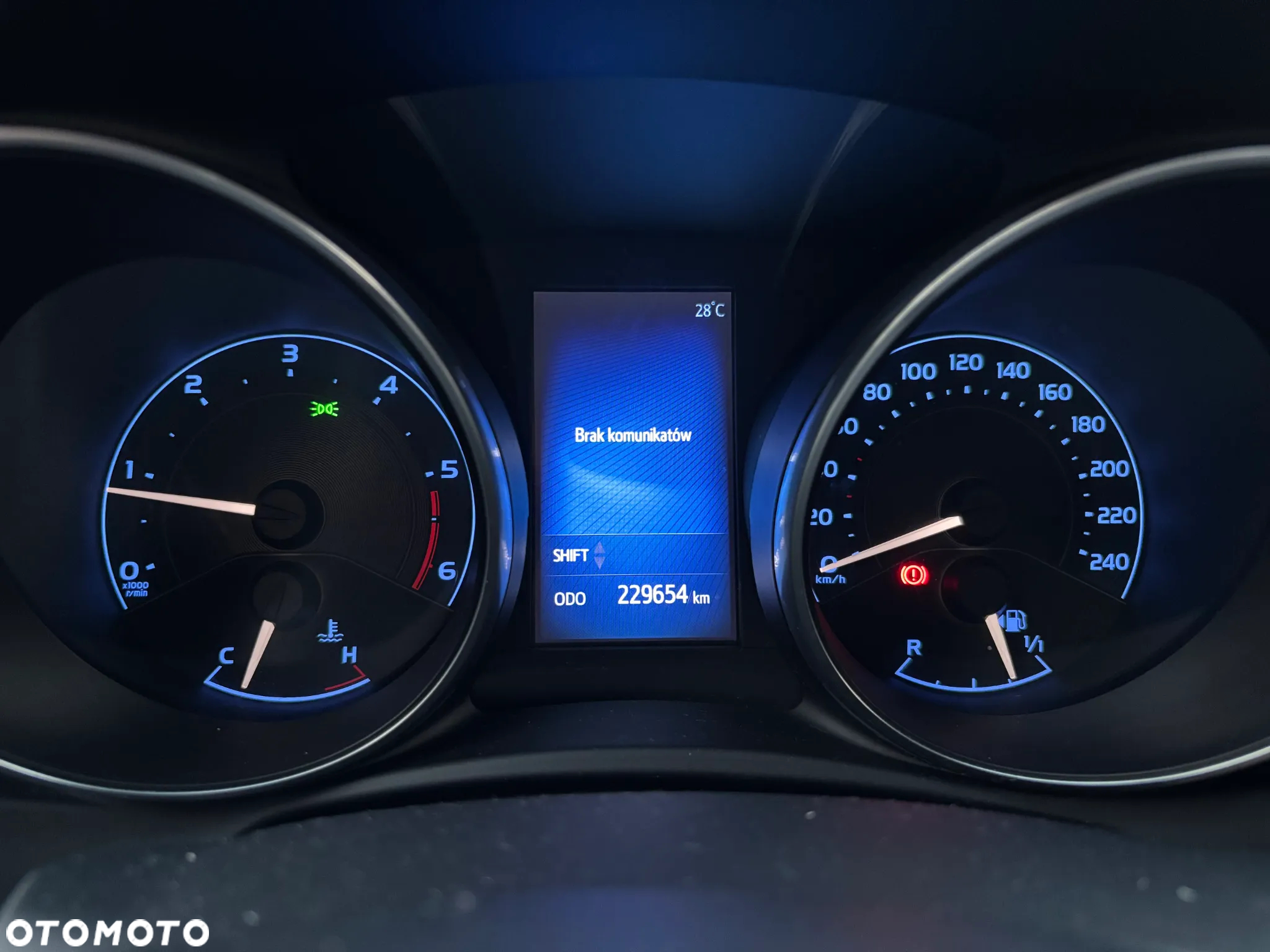 Toyota Auris 1.4 D-4D Active - 12
