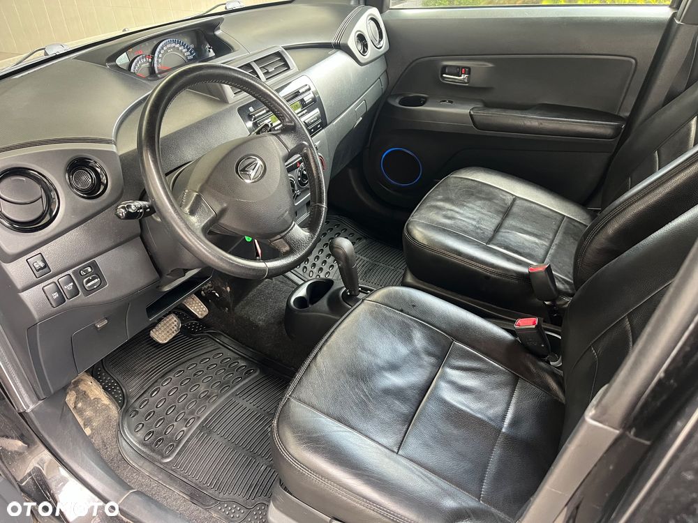 Daihatsu Materia 1.5 Automatik black edition - 19