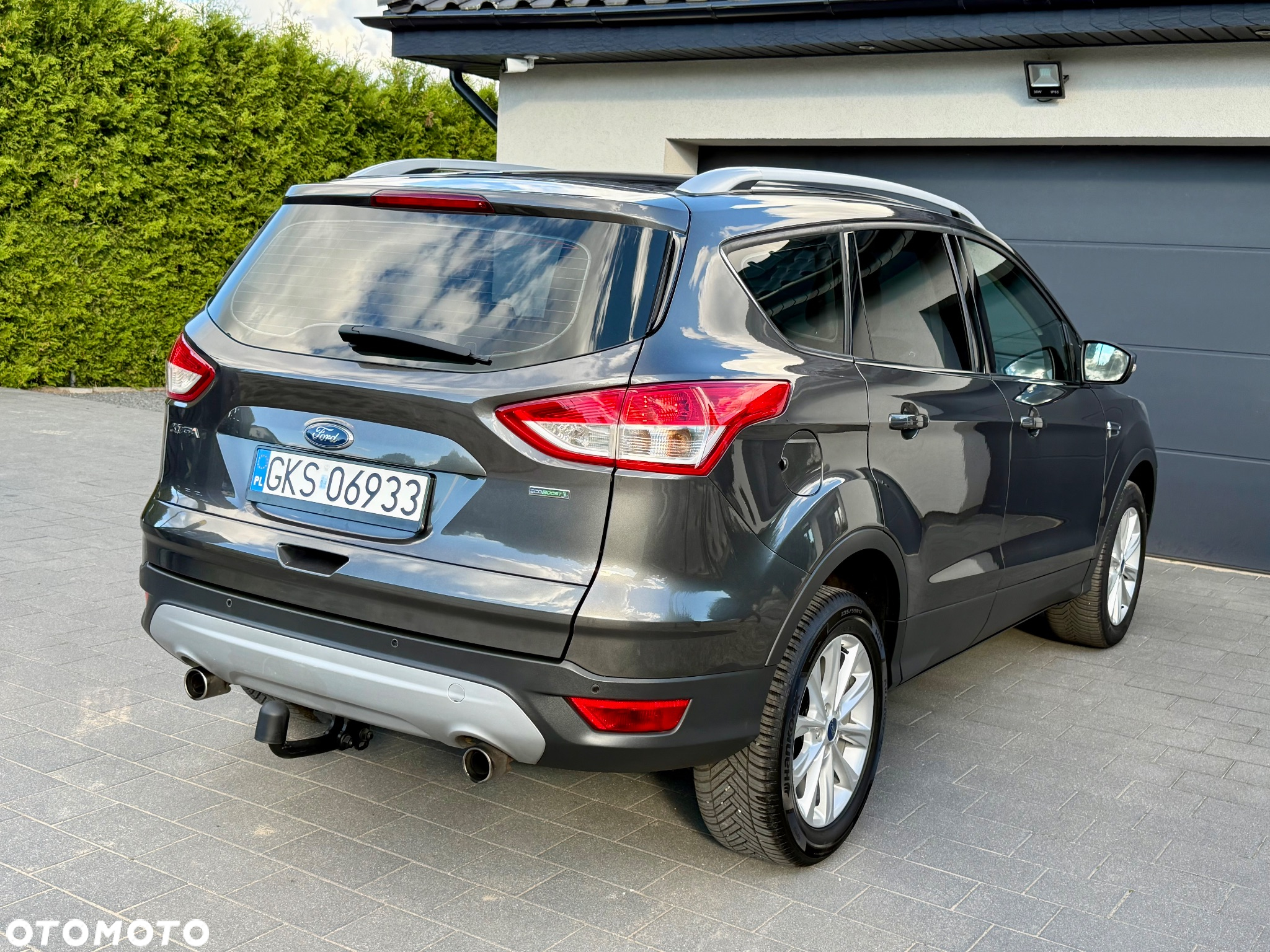 Ford Kuga 1.5 EcoBoost 2x4 Titanium - 6