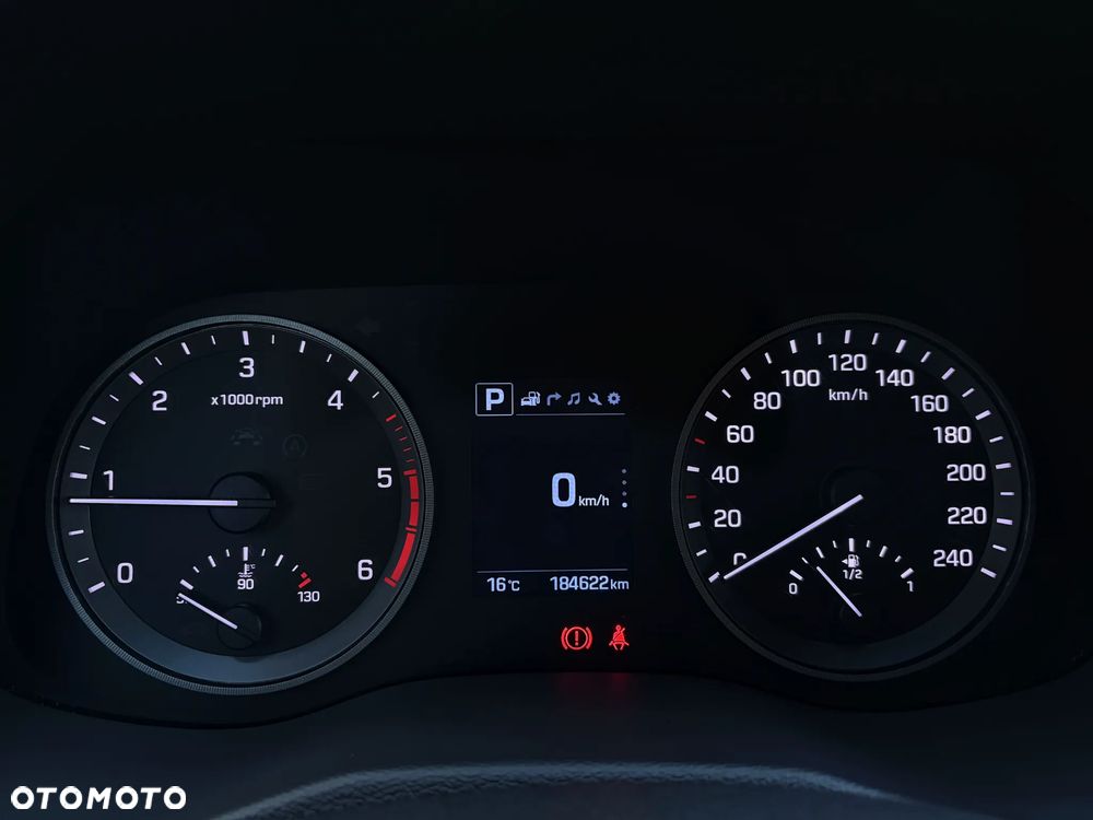 Hyundai Tucson blue 1.7 CRDi 2WD DCT Passion Plus - 22