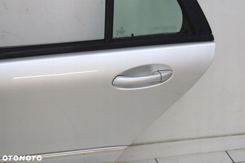 DRZWI LEWE TYLNE LEWY TYŁ MERCEDES-BENZ C KLASA W203 KOMBI 2000R- 775 - 5