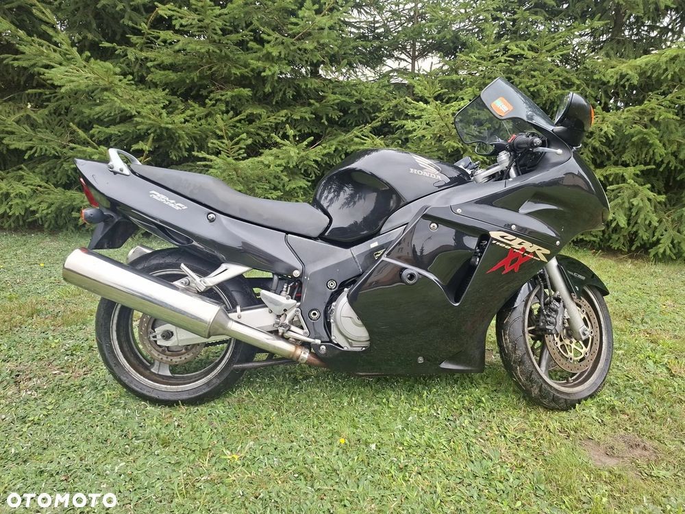 Honda CBR - 1
