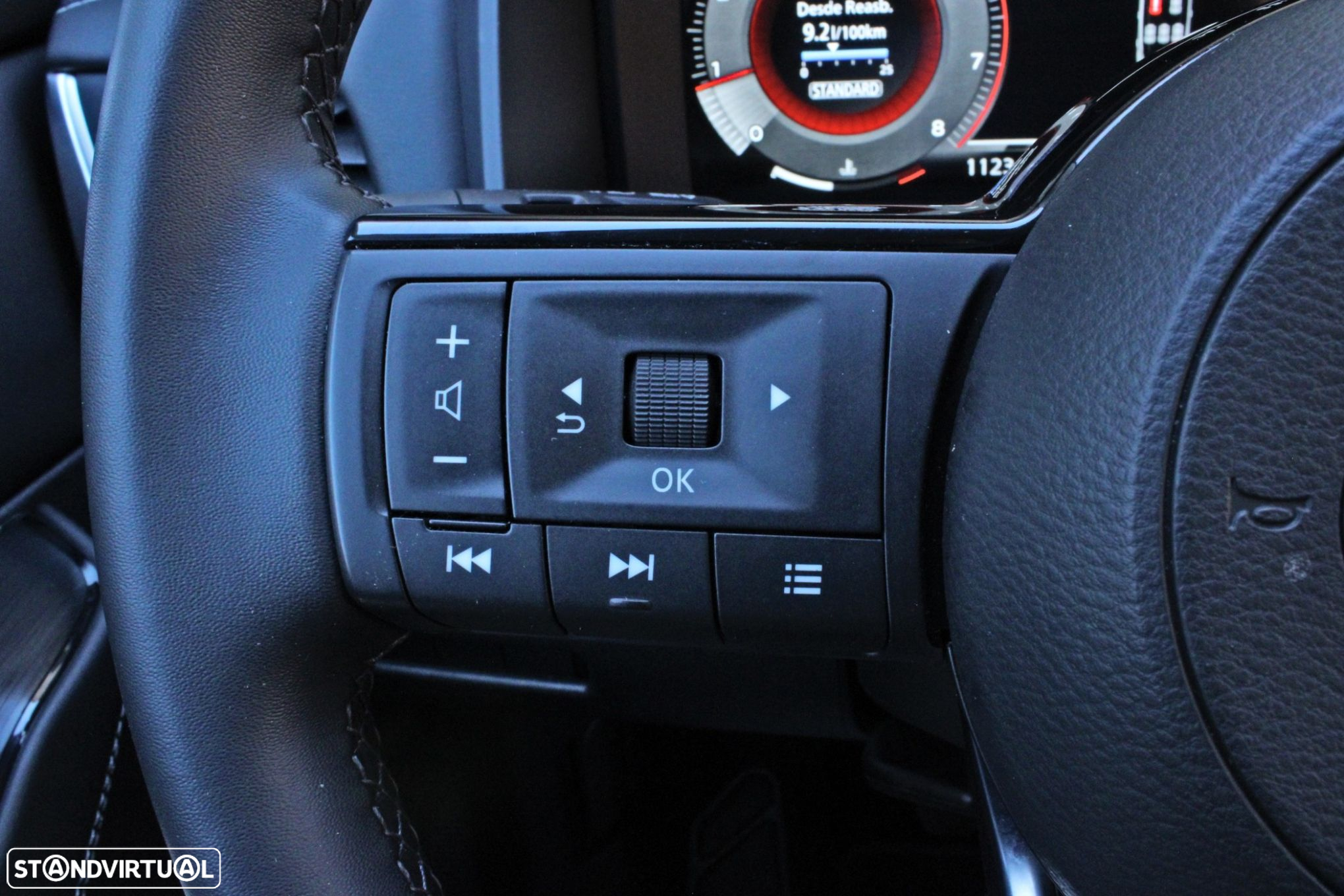 Nissan Qashqai 1.3 DIG-T N-Connecta - 9