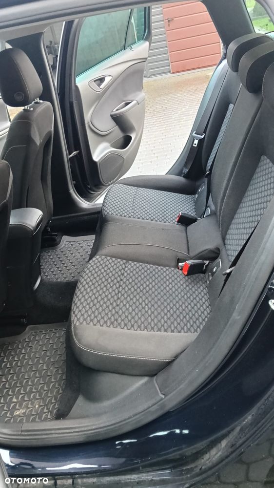 Opel Astra - 11