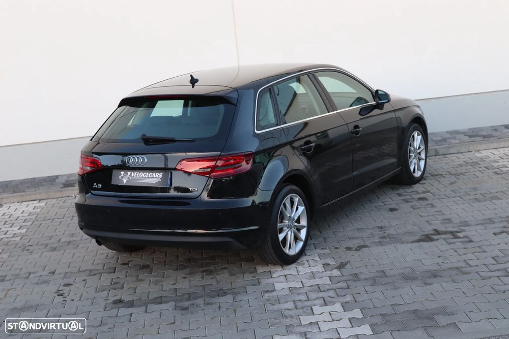 Audi A3 Sportback 1.6 TDI Advance S tronic - 18