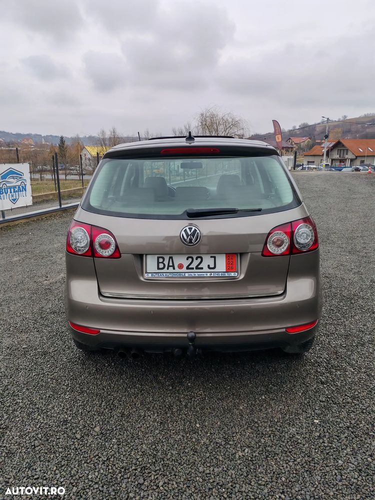 Volkswagen Golf Plus 2.0 TDI DSG Comfortline - 4