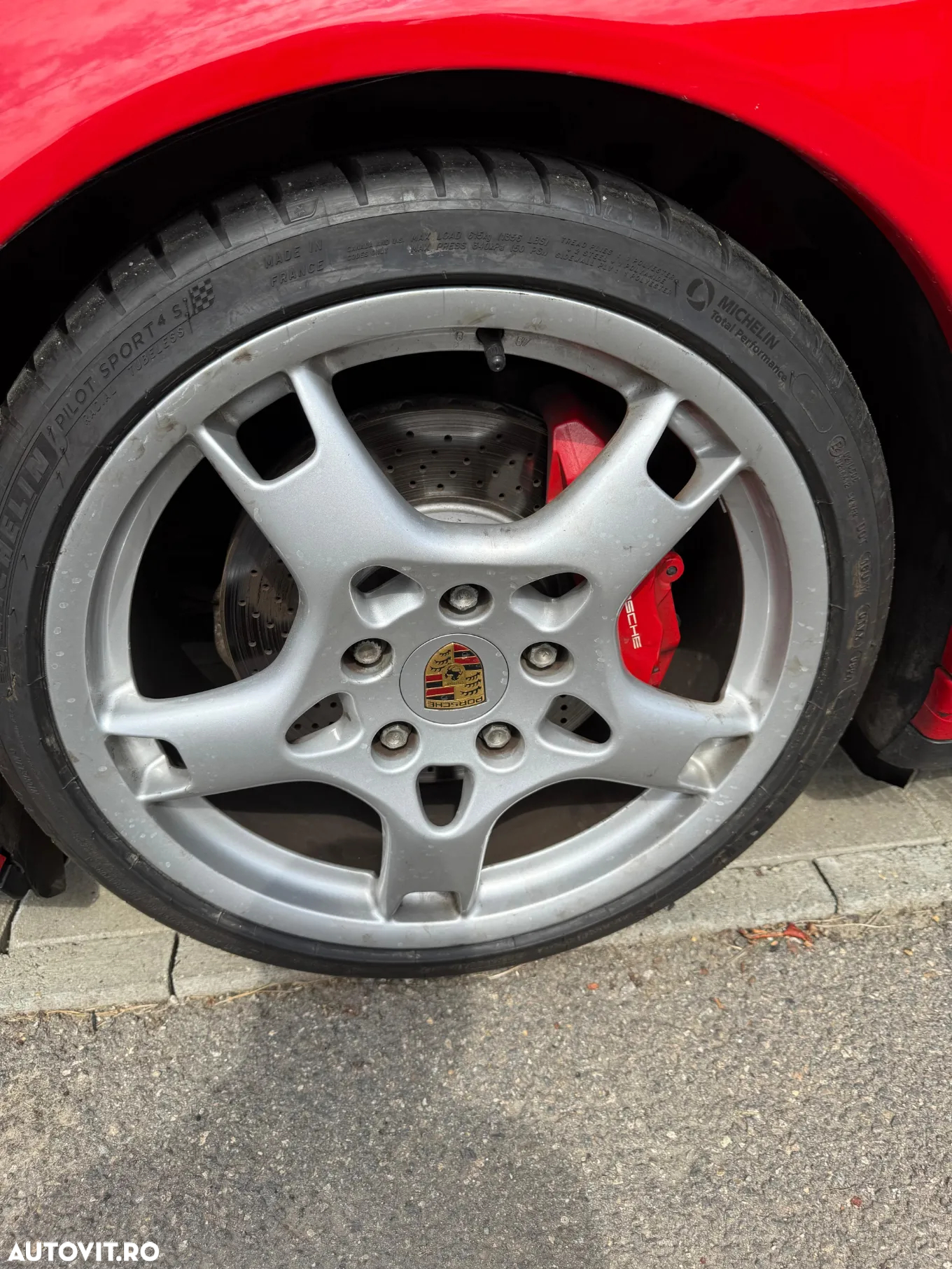 Porsche 911 Carrera 4 S Cabrio - 8
