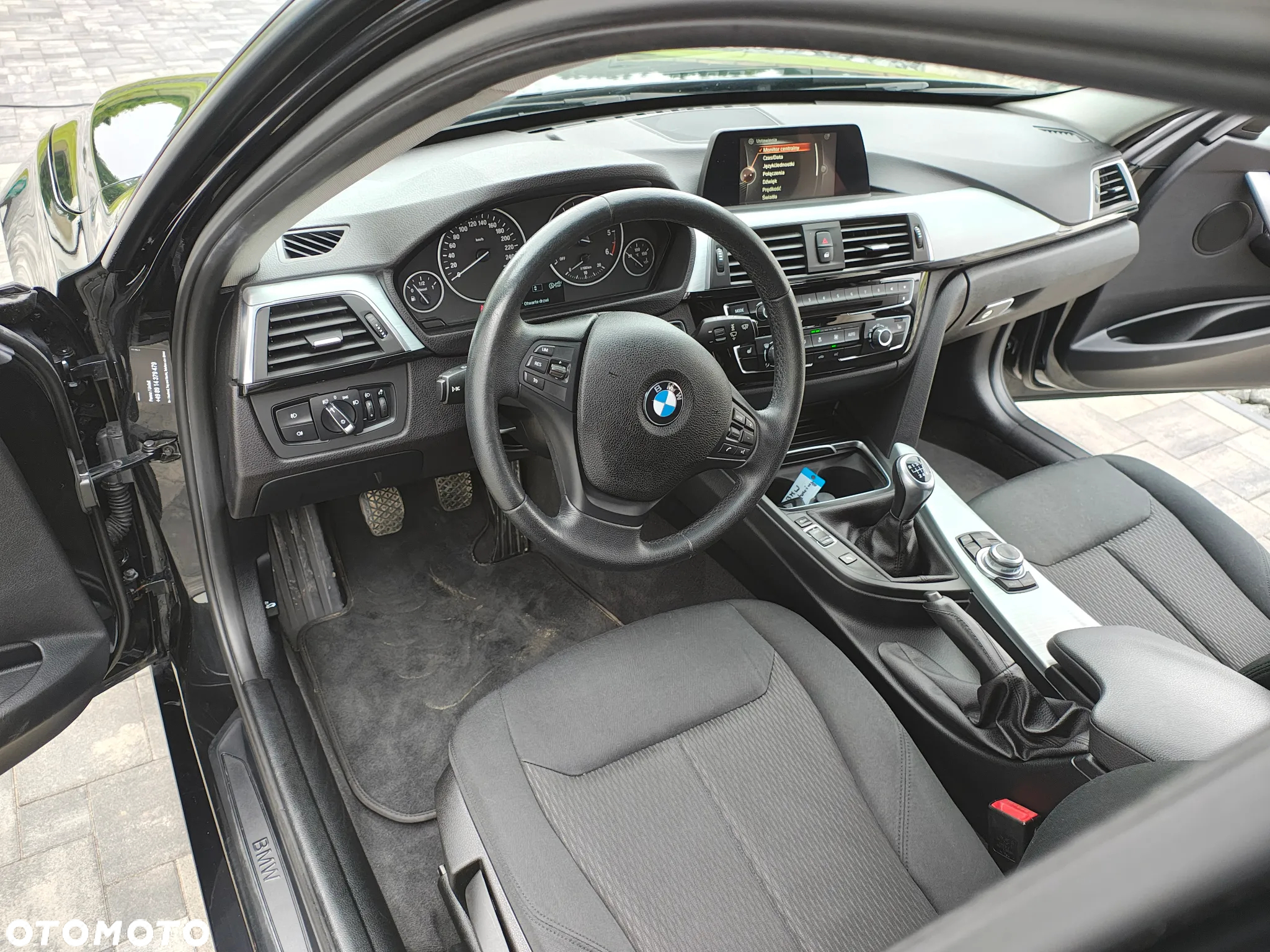 BMW Seria 3 320d Sport Line Shadow - 30