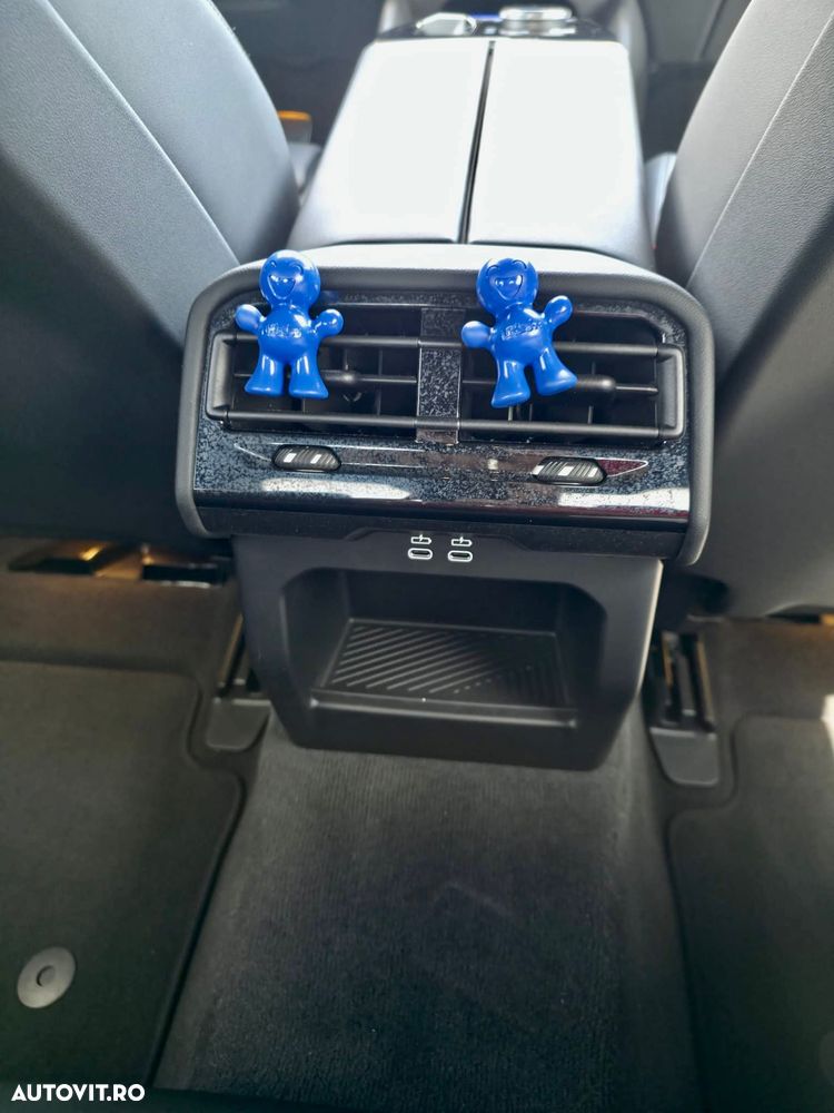BMW Seria 5 520i AT MHEV - 26