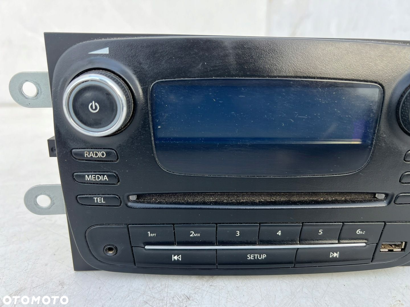 OPEL VIVARO B RADIO 281152953R - 2