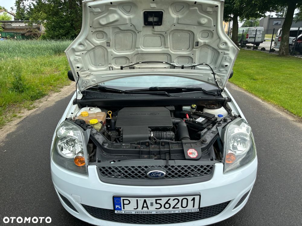 Ford Fiesta 1.3 - 11