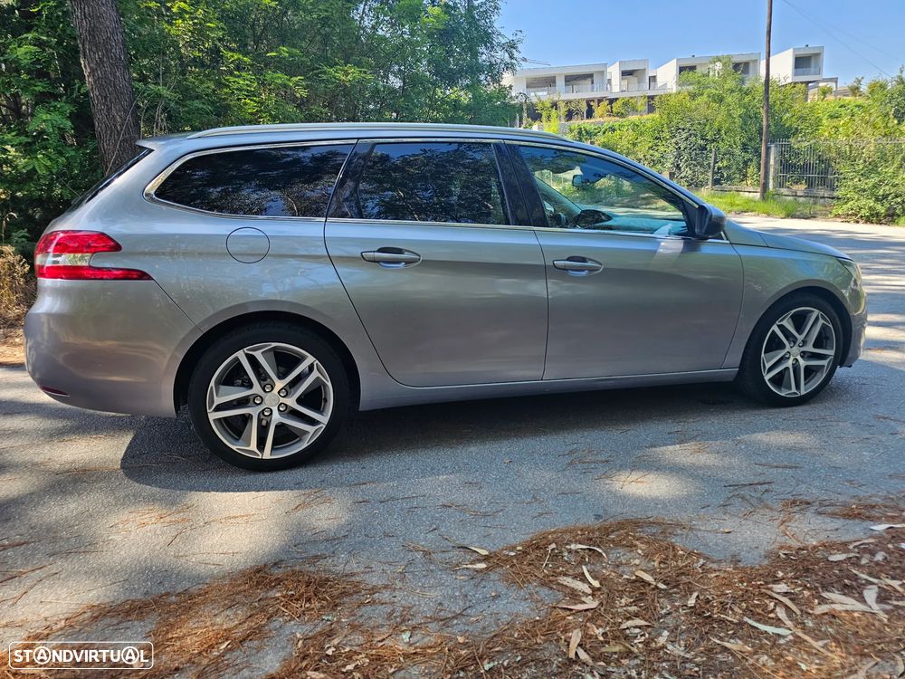 Peugeot 308 SW - 8