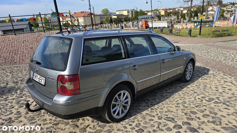 Volkswagen Passat 2.5 TDI Highline Tiptr - 11