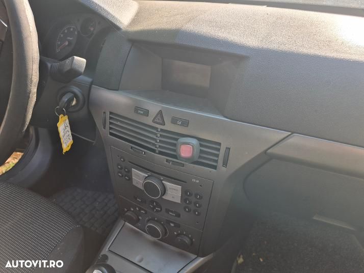 Opel Astra - 10