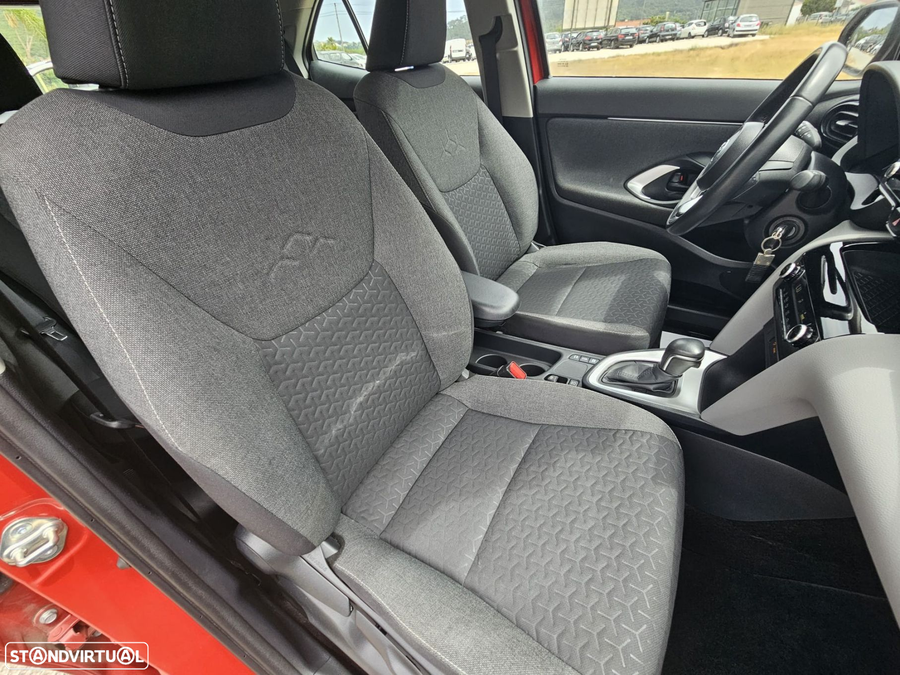 Toyota Yaris Cross 1.5 HDF Comfort Plus - 26