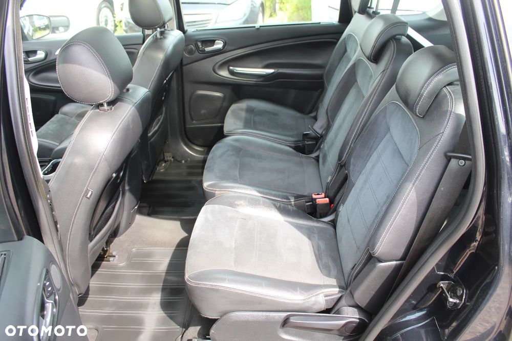 Ford S-Max 2.0 TDCi DPF Titanium - 30