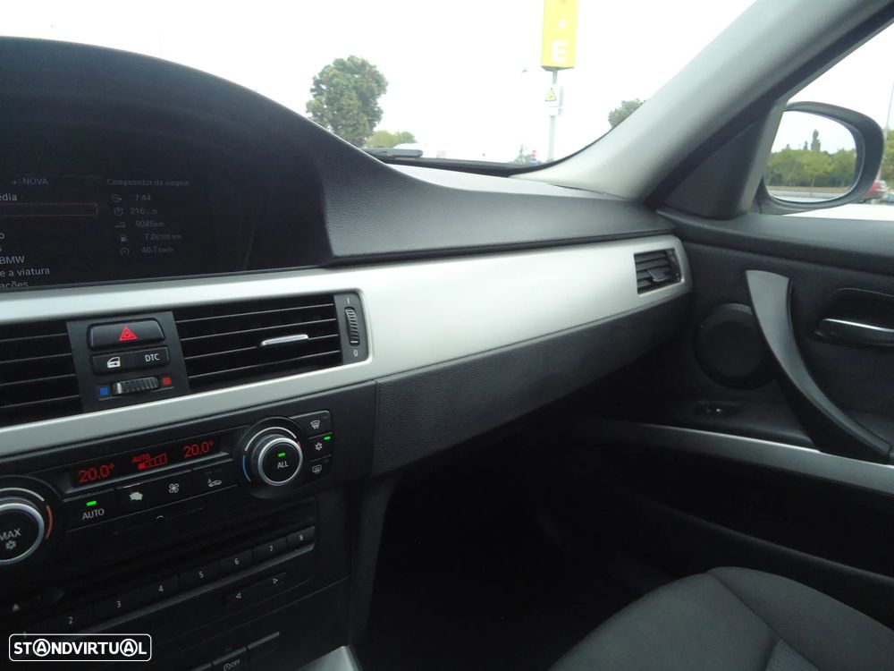 BMW 320 d Navigation - 29
