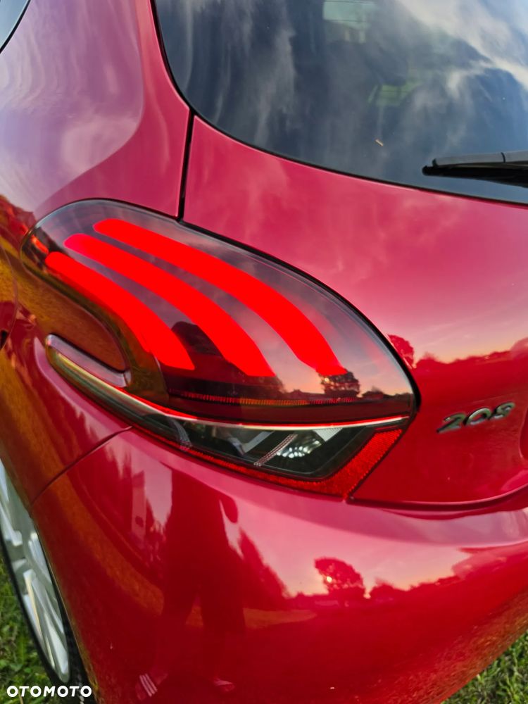 Peugeot 208 1.2 PureTech Style - 14