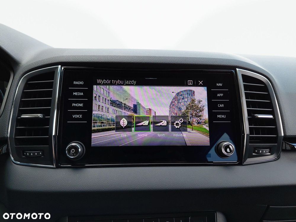 Skoda Karoq 1.5 TSI ACT Style DSG - 37