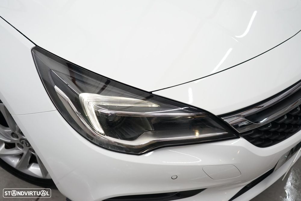 Opel Astra Sports Tourer 1.0 Turbo Start/Stop 120 Anos - 9