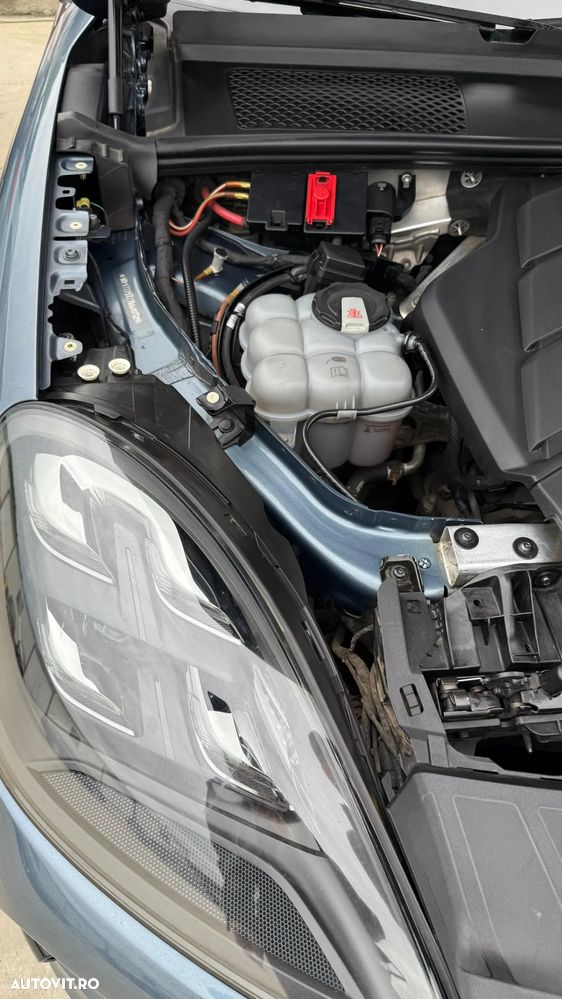 Porsche Cayenne - 18