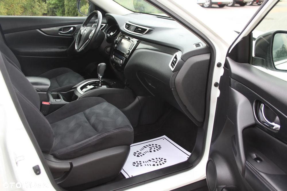 Nissan X-Trail 1.6 DCi Tekna Xtronic 2WD - 8
