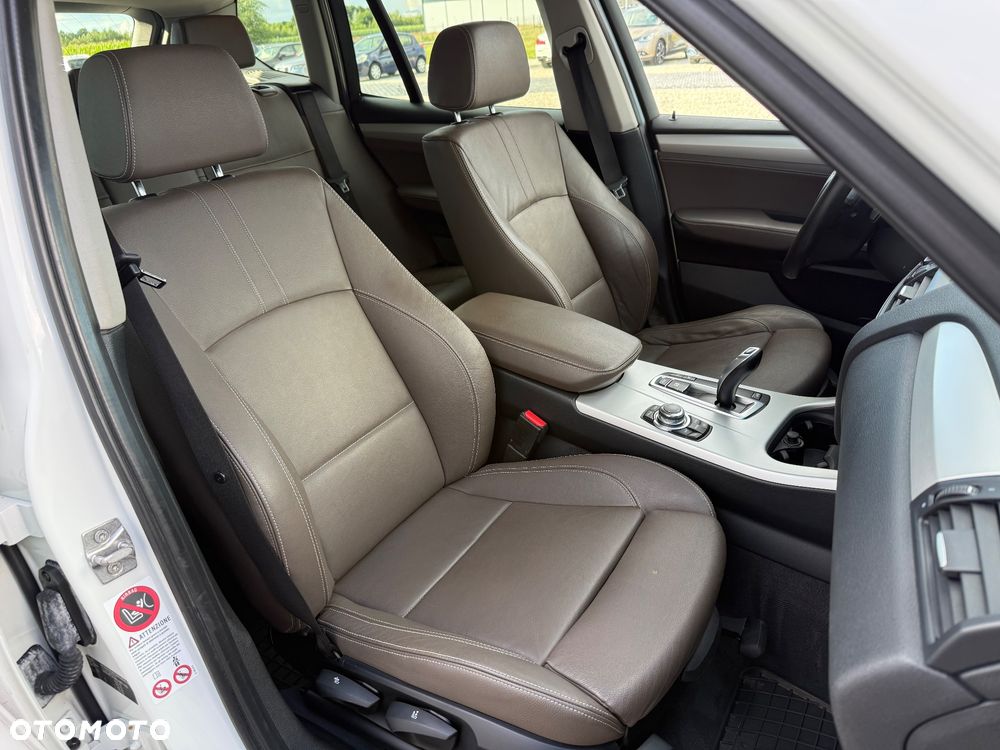 BMW X3 xDrive20d - 12