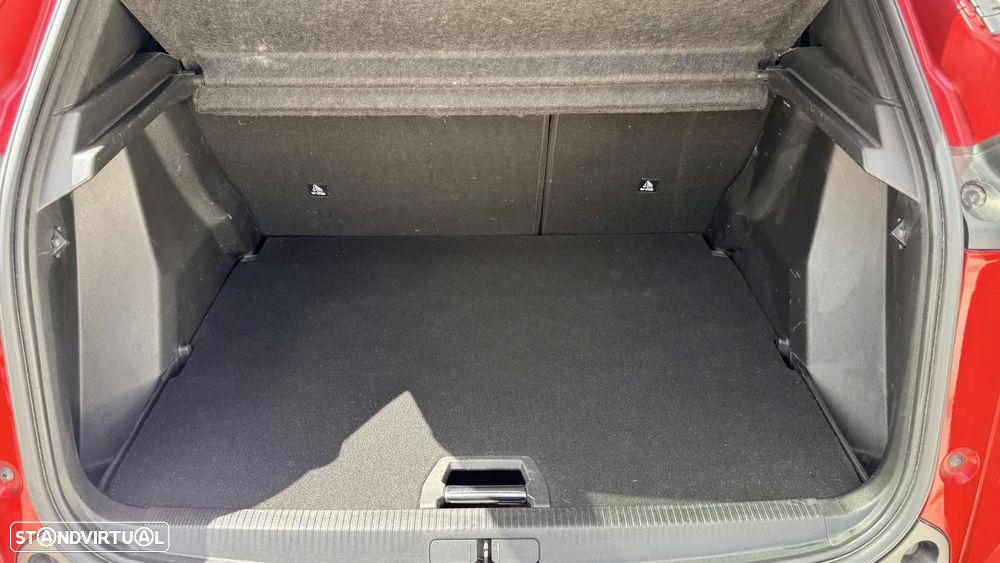 Peugeot 2008 PureTech 130 EAT8 GT - 46