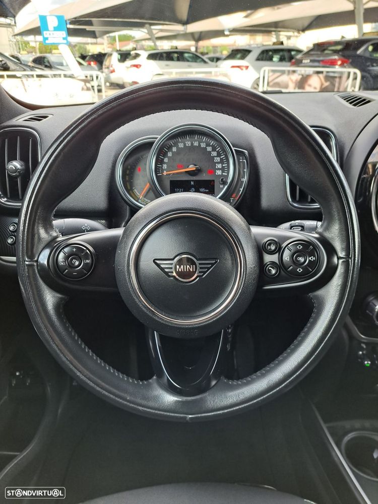 MINI Countryman Cooper SE ALL4 Auto - 7
