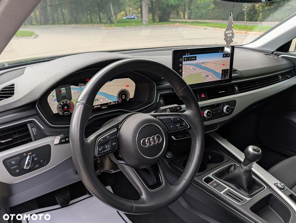 Audi A4 Avant 35 TFSI mHEV - 2