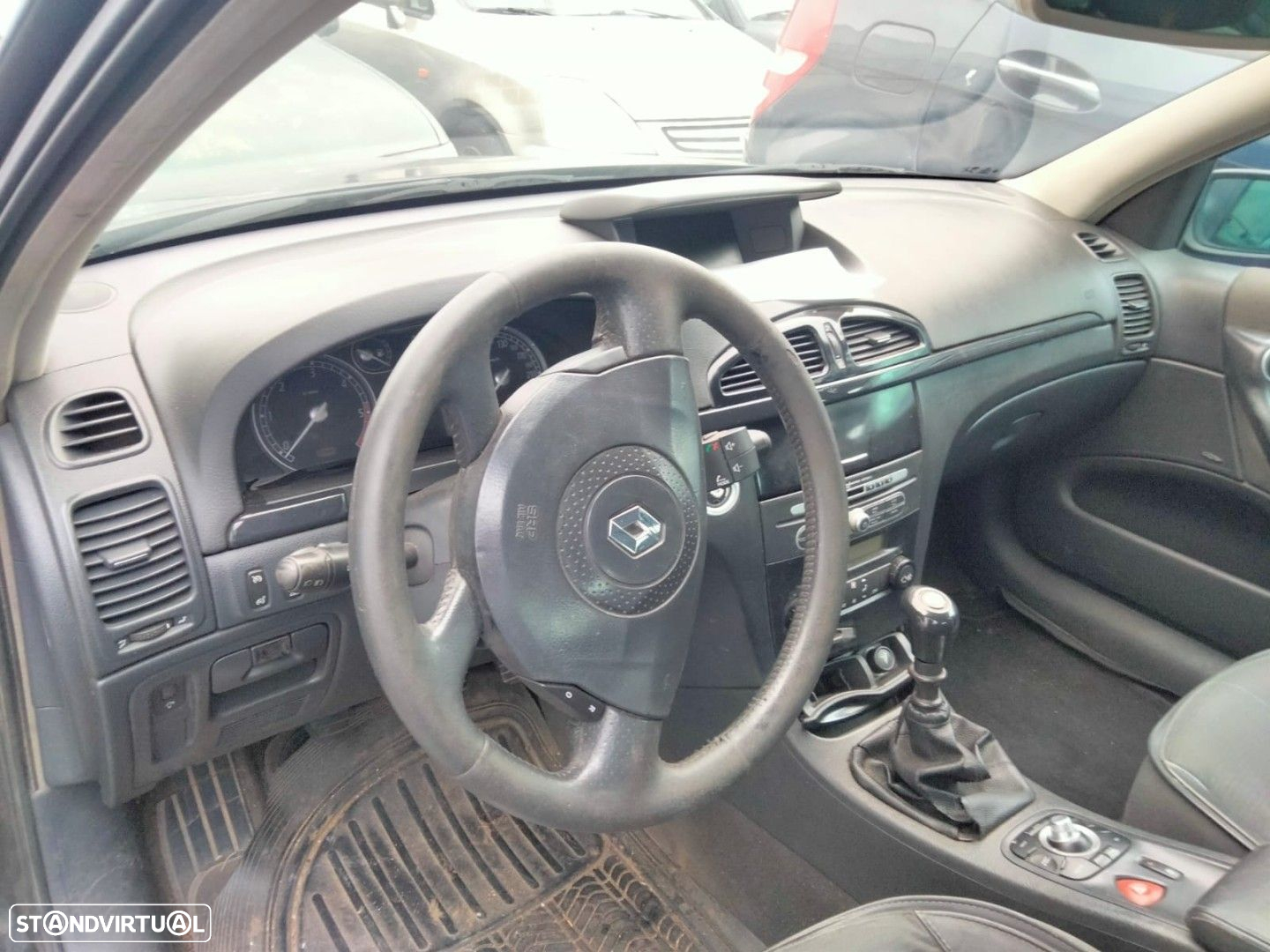 Renault Laguna 2.2 DCI de 2003 disponível para peças - 13
