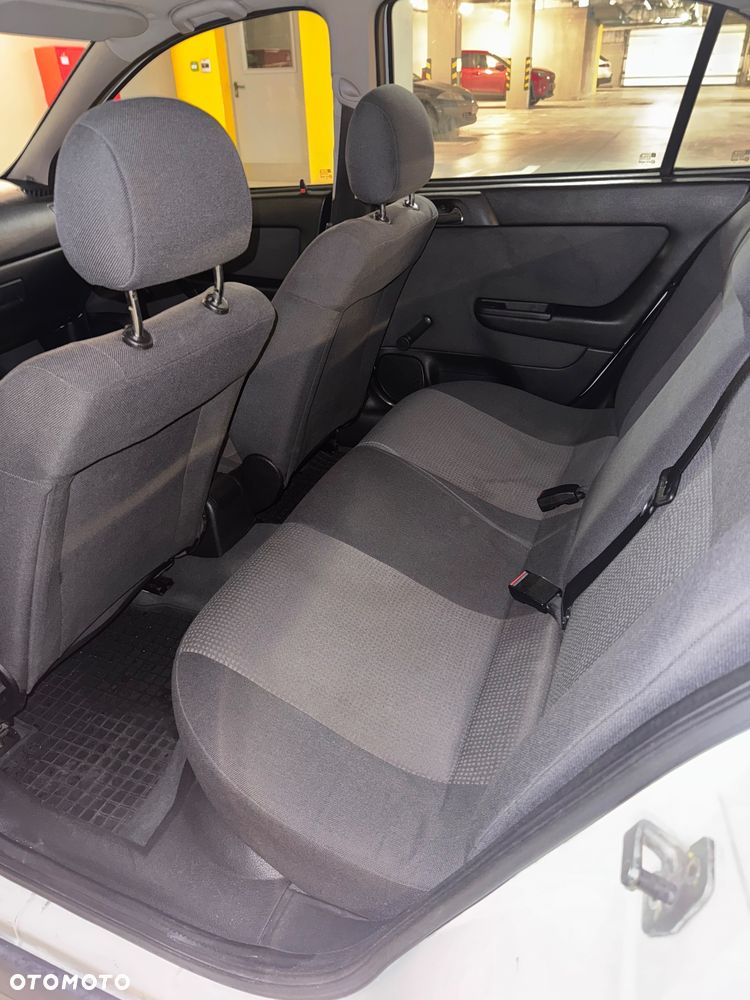 Opel Astra 1.4 GL / Club - 13