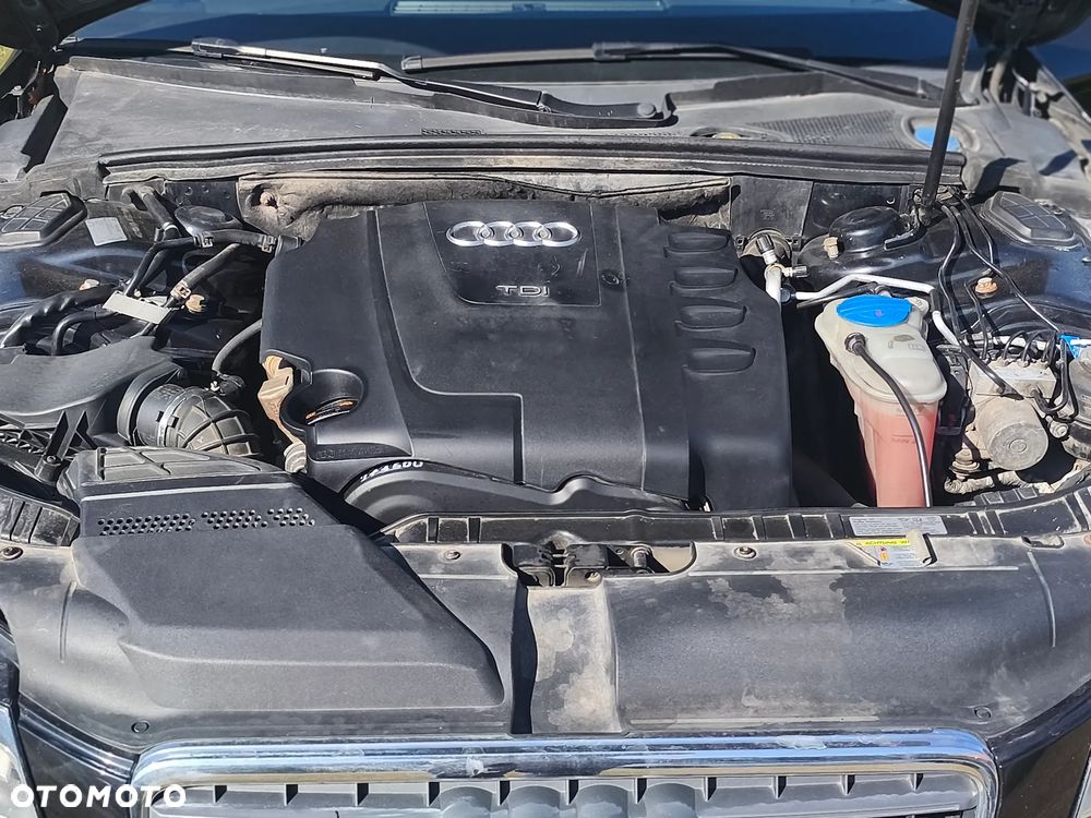 Audi A4 Avant 2.0 TDI - 10