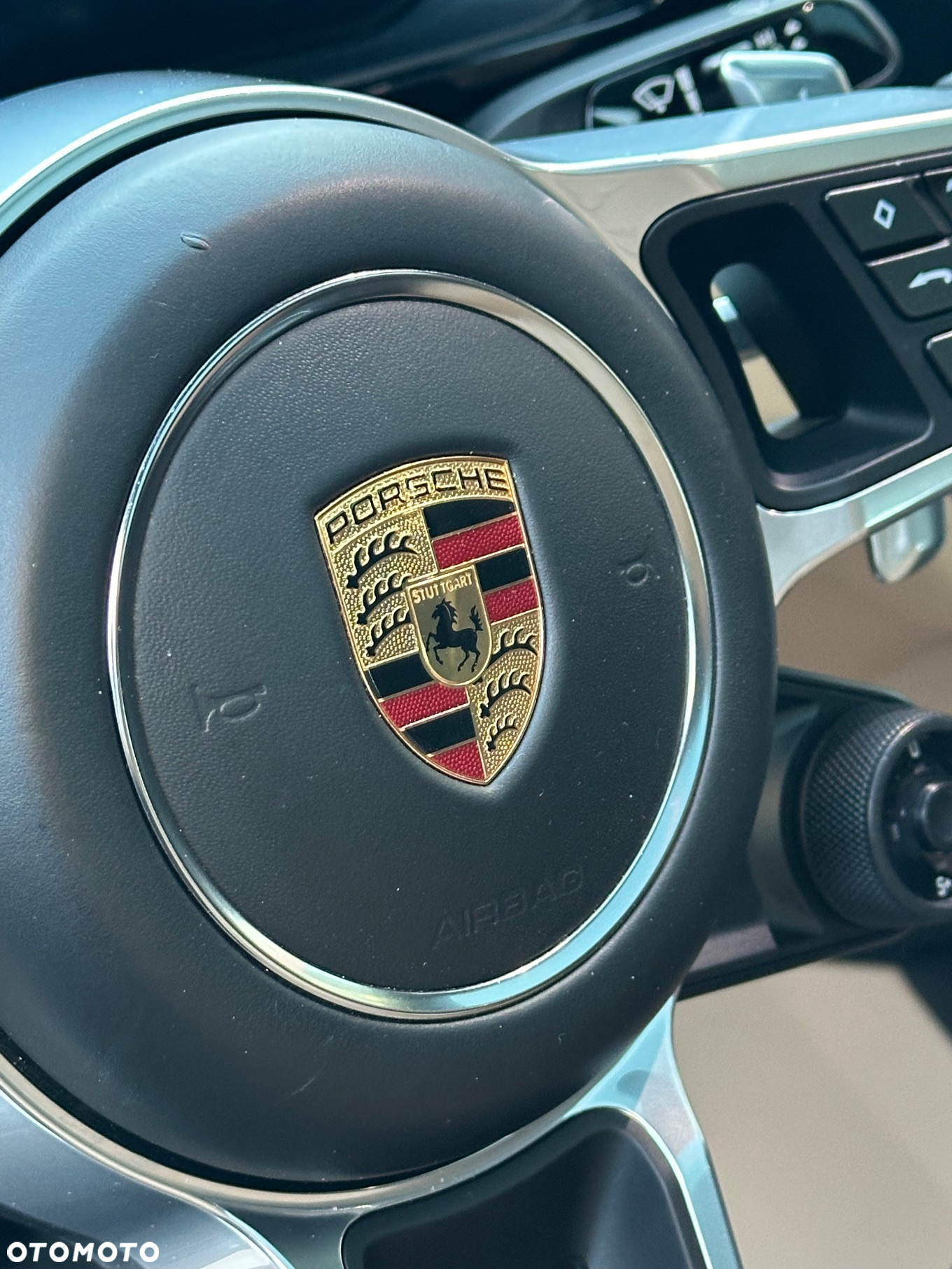 Porsche Cayenne Coupe Platinum Edition - 17