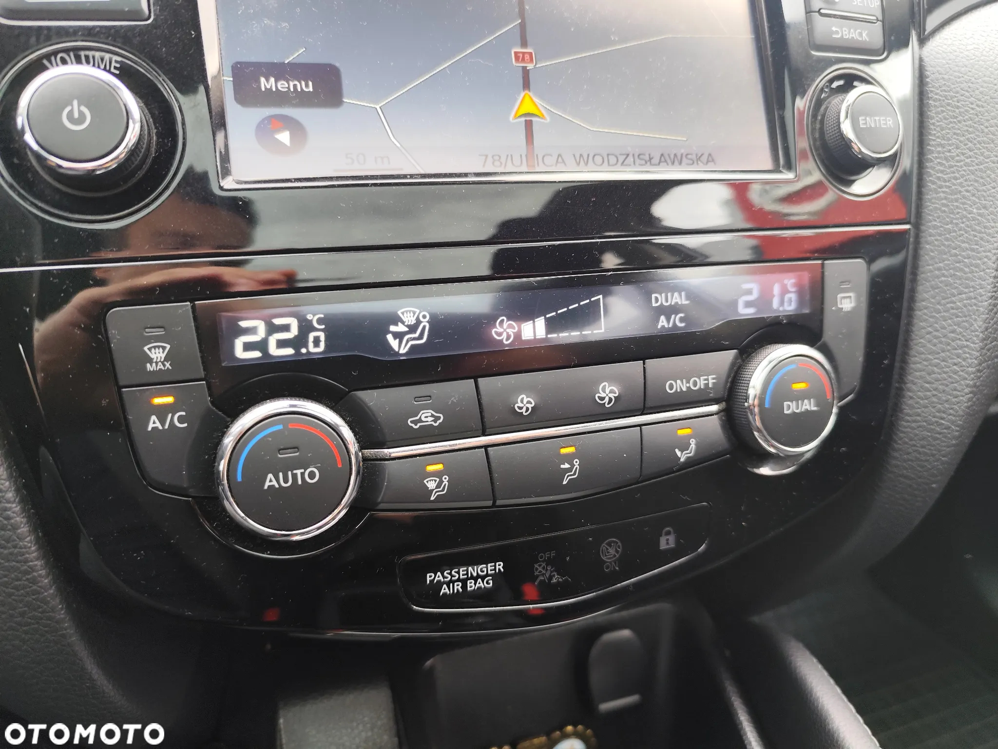 Nissan Qashqai 1.2 DIG-T N-Connecta EU6 - 15
