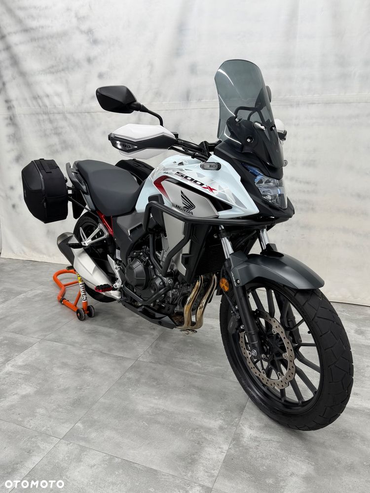 Honda CB - 23