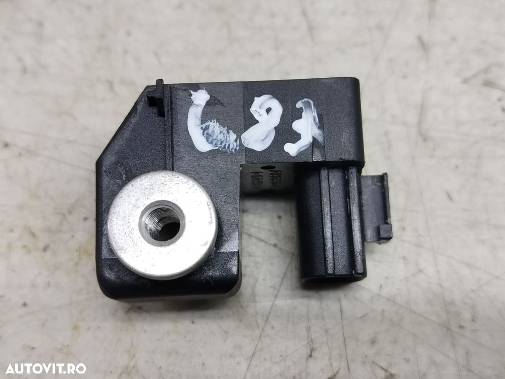 Senzor impact 8200682396 Renault Megane 2 [2002 - 2006] 1.5 dci K9K73 - 3