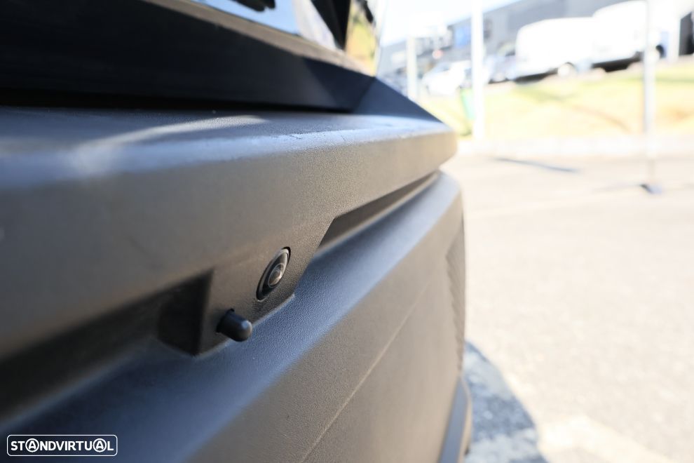 Peugeot 408 1.2 Hybrid Allure e-DCS6 - 7