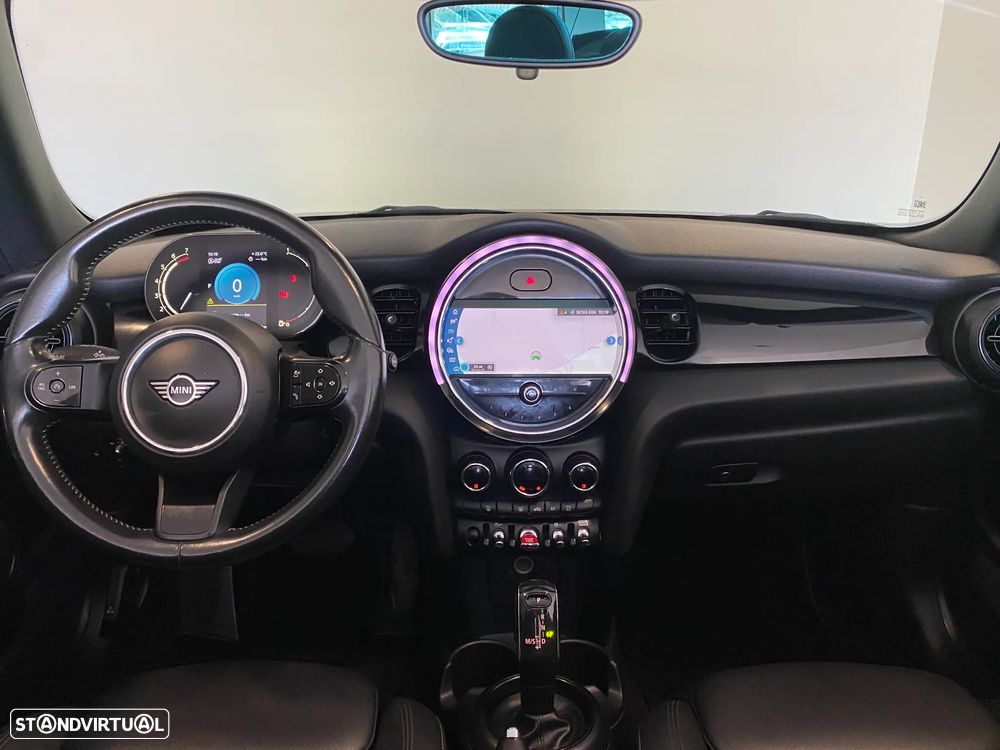 MINI Cabrio Cooper Auto - 28