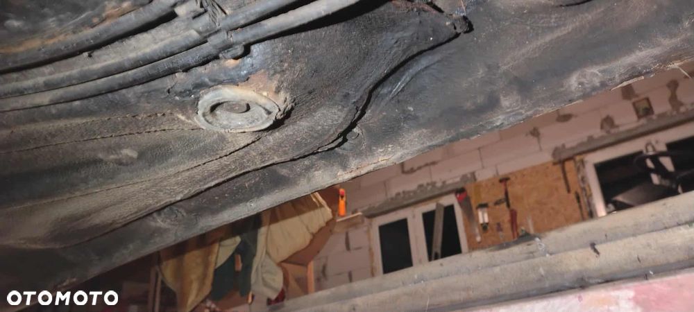 Volkswagen Golf 1.6 - 13