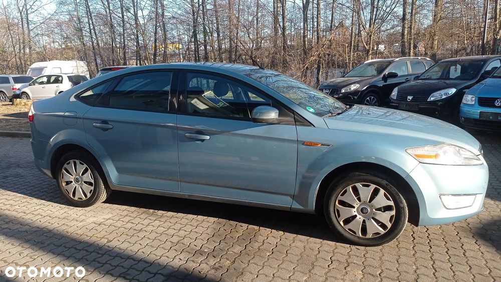 Ford Mondeo 1.6 Titanium - 26