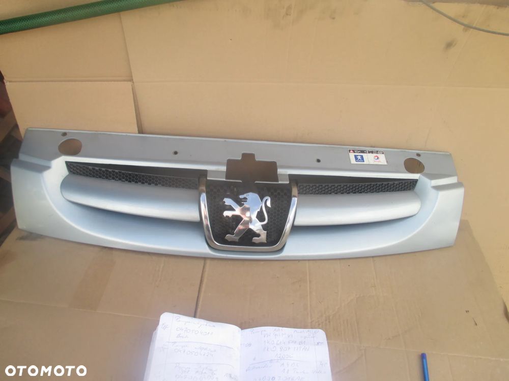 Atrapa grill Peugeot Partner Berlingo - 1