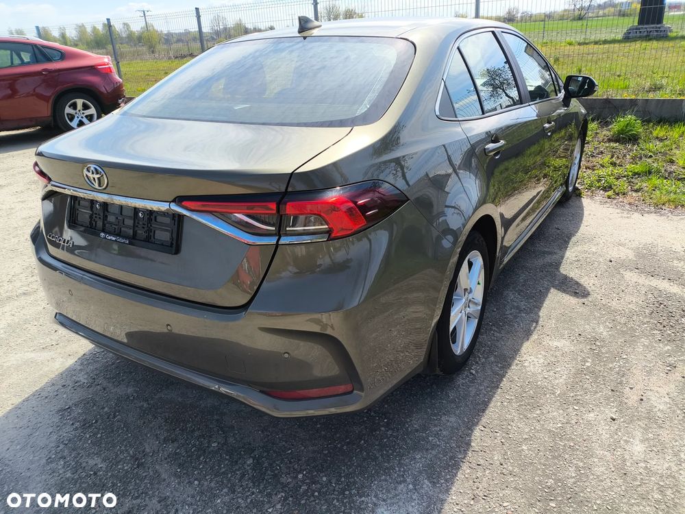 Toyota Corolla 1.6 Executive - 9